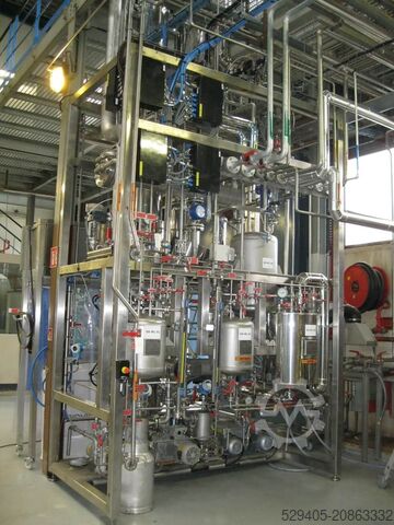 Desztillációs és rektifikációs oszlop Tournaire -