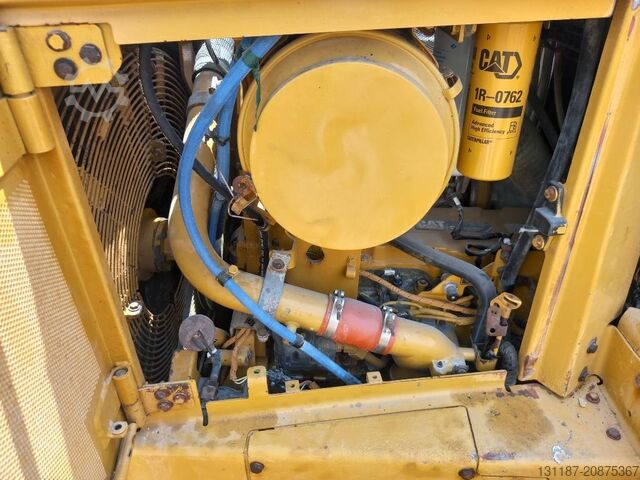 Szintezőgép CAT D6R LGP (Abu Dhabi)