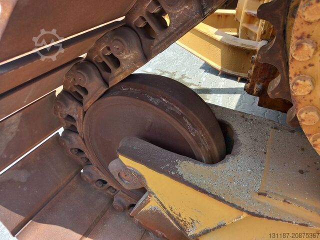 Szintezőgép CAT D6R LGP (Abu Dhabi)