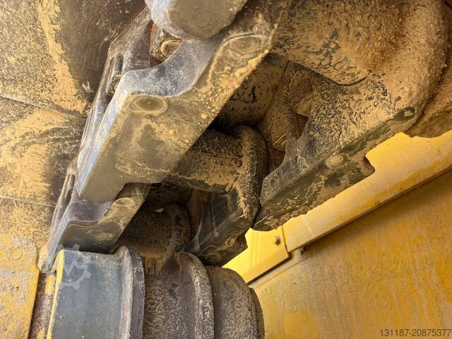 Egaliseermachine Komatsu D275A-5R (Saudi Arabia)