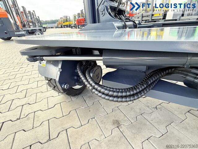 Empilhadeira multidirecional Combilift C4500 DIESEL DUPLEX WIDE FORK POSITIONER