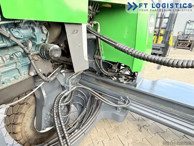 Empilhadeira multidirecional Combilift C4500 DIESEL DUPLEX WIDE FORK POSITIONER