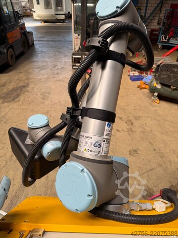 Robot Universal Robots UR10 Cobot