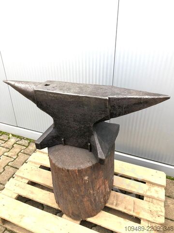Kovářské zařízení / kovadlina a podstavec AMBOSS Amboss & Unterbau