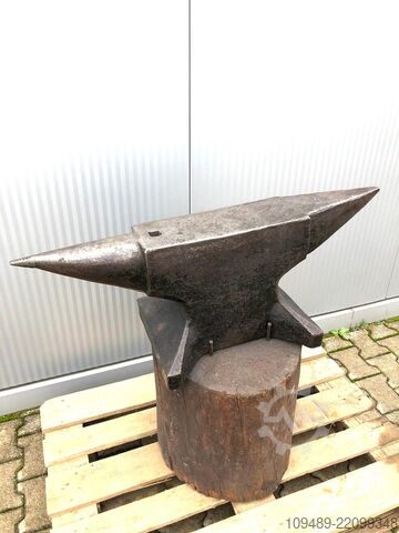 Kovářské zařízení / kovadlina a podstavec AMBOSS Amboss & Unterbau