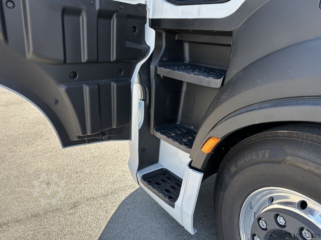 Standard traktor Iveco Stralis S-Way 500 Intarder ADR New