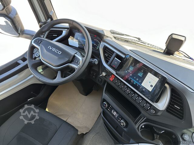 Standard traktor Iveco Stralis S-Way 500 Intarder ADR New