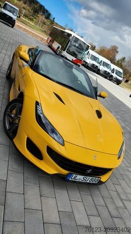 Skåpbil FERRARI Portofino