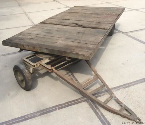 Camion platformă unbekannt -