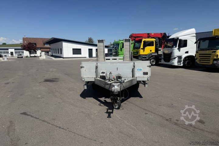 Öppen släpvagn med presenning  TM6V Brücke / Swiss-Vehicle