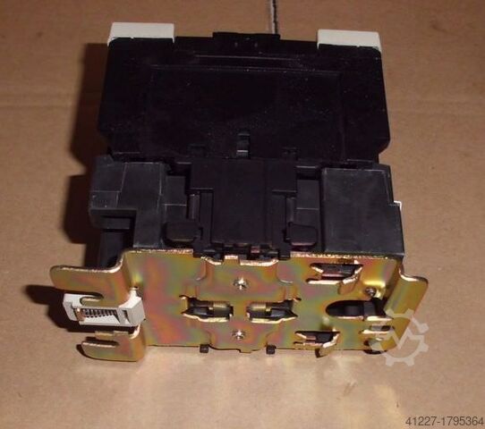 Stycznik Telemecanique LC1D40004M5