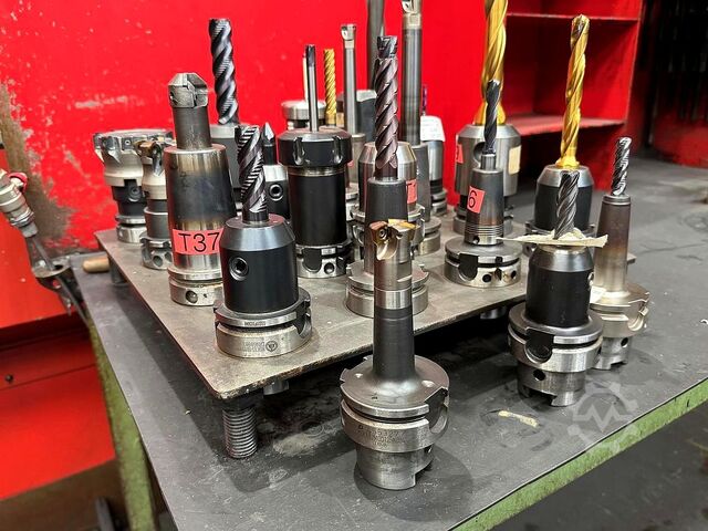 Universeel bewerkingscentrum FPT DINO DV28T2208