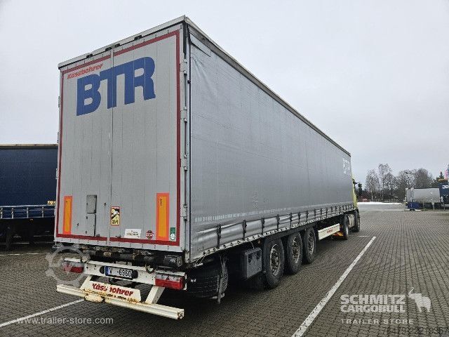 Semiremorcă deschisă cu prelată Kässbohrer Curtainsider Standard