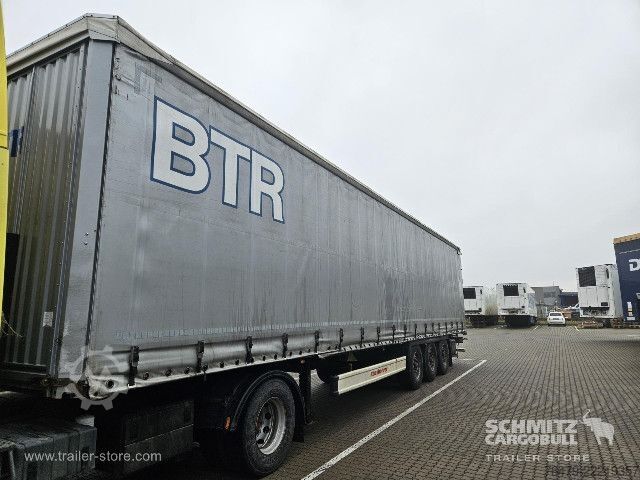 Semiremorcă deschisă cu prelată Kässbohrer Curtainsider Standard