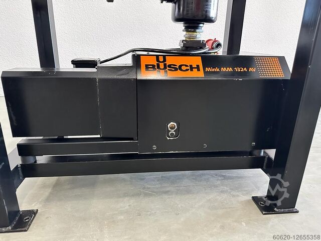 Bomba de vácuo Busch MM 1324 A V03