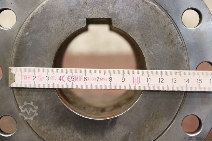 Karimás agy daru futóműhöz unbekannt Aufnahme Ø 75 mm