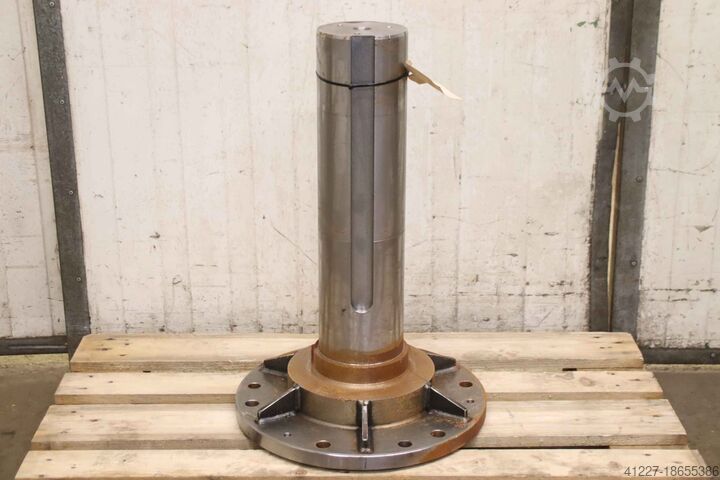 Steekas tandwiel steekas voor kraanchassis Konecranes 4700419300 Ø 160 x 600 mm