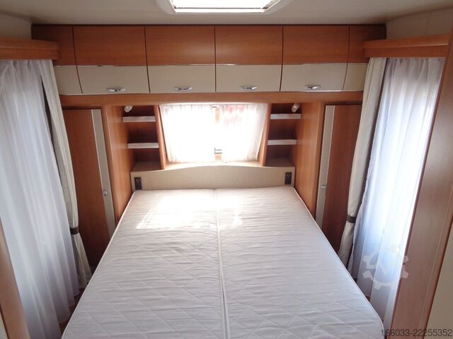 Caravana HOBBY excellent 490 SFF *Queensbett*Mover*Vorzelt*