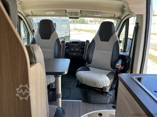 Caravan/camper Fiat Weinsberg Carabus 600 K | 4 Posti Letto | Completamente Attrezzato