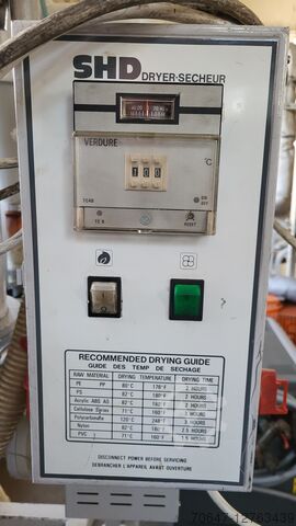 Séchoir avec aspirateur et pompe à vide PLASTEK EQUIPMENT LTD SHD25