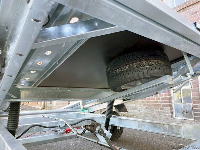 Auto transporteri Vezeko IMOLA S 27.43 ROAD MASTER HSW 502X209CM 2700KG