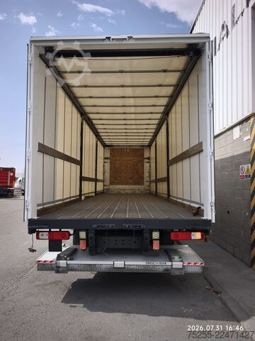 Ladbil med presenning RENAULT 26.320 D WIDE 6X2 EURO 6