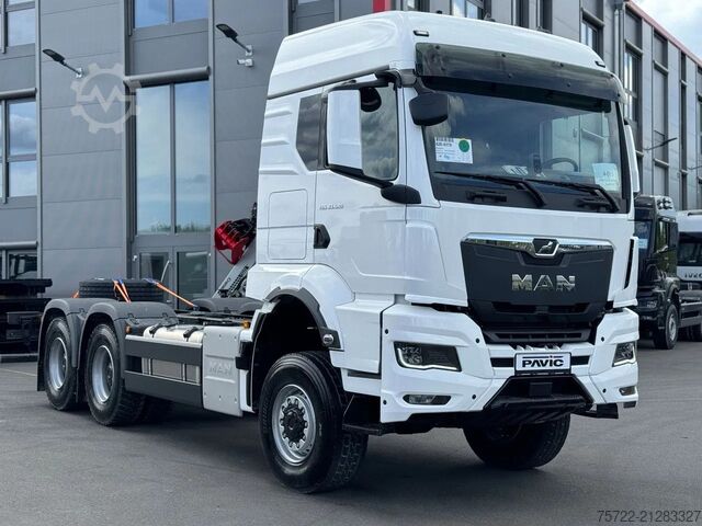 Fahrgestell mit Fahrerhaus MAN TGS 33.520 6x6 BL Fahrgestell SOFORT VERFÜGBAR!!