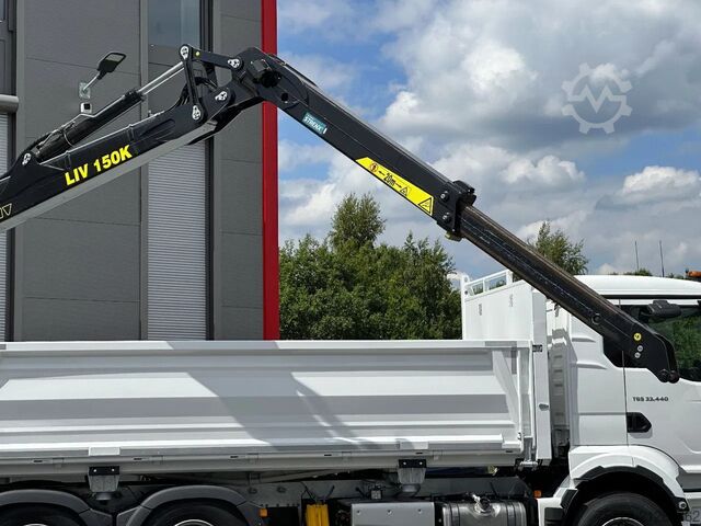 Ribaltabile con gru MAN TGS 33.440 6x4 BL Tajfun Liv L150K Recycling Kran