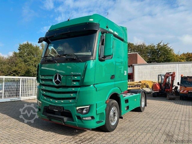 Standaard trekker MERCEDES-BENZ 1851 Actros SZM mit Kipper-Pumpe 4x2 MP6