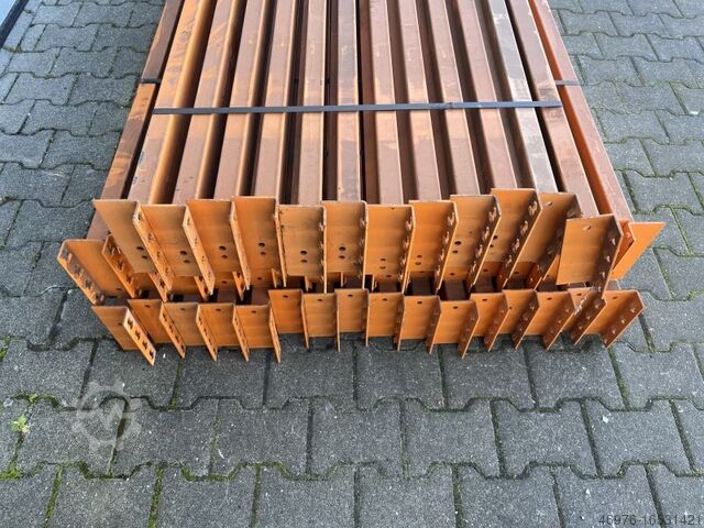 Estantería de paletización transversal Estantería transversal Nedcon NS / Traverse mit Innenlagewinkel lichte Weite: 3.000 mm / K: 110x40 mm