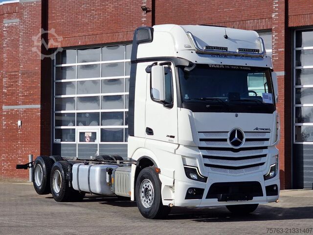Chassis met cabine Mercedes-Benz Actros 2663 Gigaspace 6x2 - Retarder - 4.90 WB ...