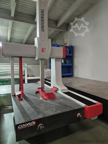 Coordinate measuring machine COORD3 UNIVERSAL