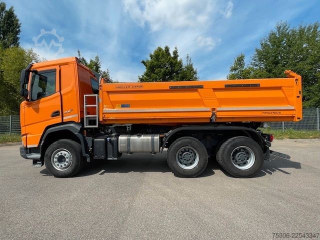 Τρίπλευρο ανατρεπόμενο φορτηγό DAF FAT XFC 530 Meiller Trigenius D316