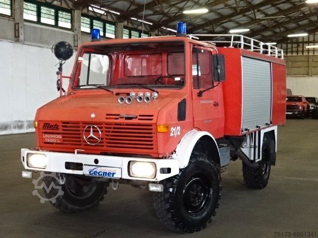 Feuerwehrfahrzeug UNIMOG U1300L FeuerwehrLöschfahrzeug