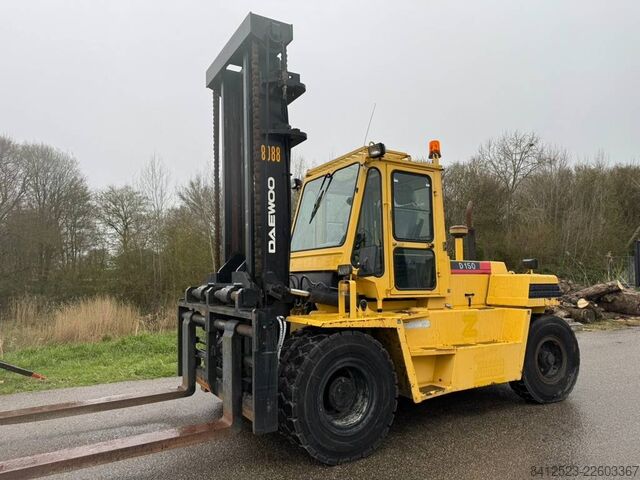 Gabelstapler Daewoo Doosan D 150
