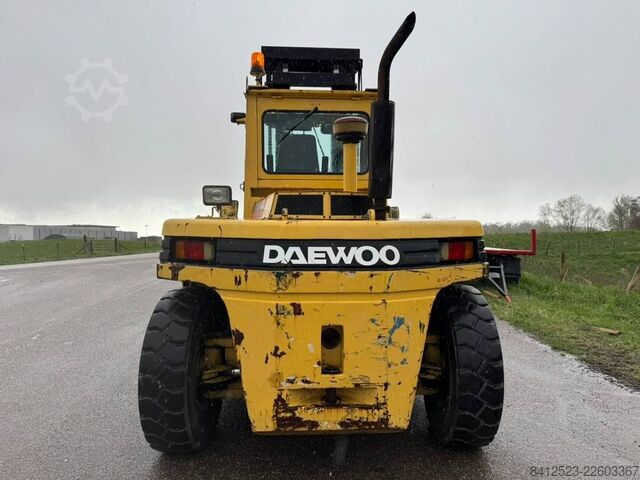 Gabelstapler Daewoo Doosan D 150
