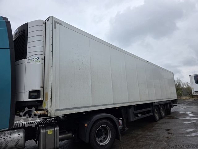 Reefer semitrailer SCHMITZ CARGOBULL Tiefkühler, 3 Kammern, Lift, LBW, SCB*S3B