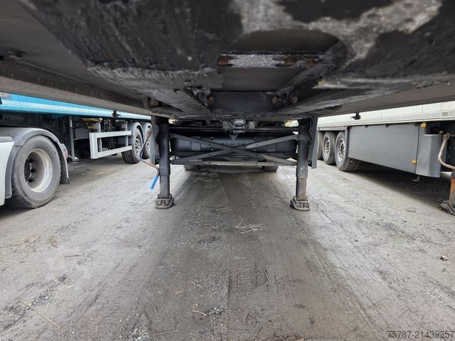 Reefer semitrailer SCHMITZ CARGOBULL Tiefkühler, 3 Kammern, Lift, LBW, SCB*S3B