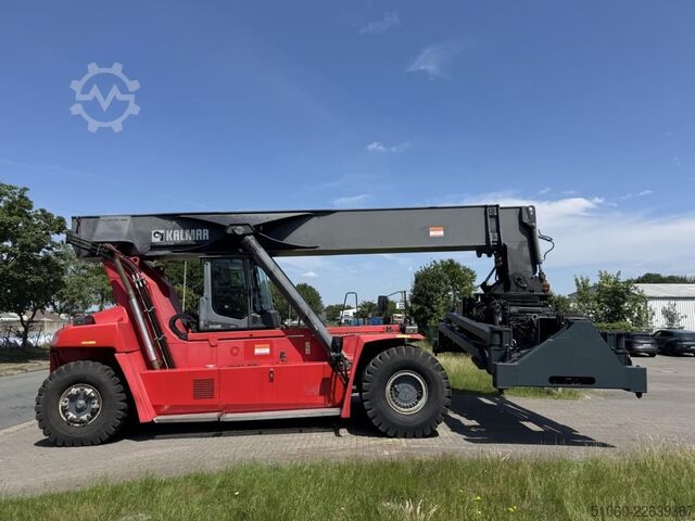 Full container reachstacker Kalmar DRG450-60C5