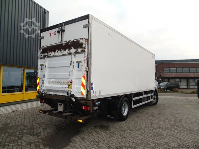 Hladnjača i zamrznuti transport Mercedes-Benz Axor 1829 + CARRIER SUPRA 950 + LIFT + ATP + EU...