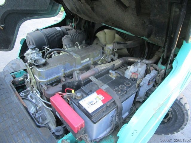 Dieselstapler Mitsubishi FD30N - Zinkenversteller + Seitenschieber