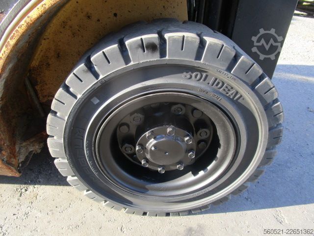 Dieselstapler Caterpillar DP25N - Triplex 4,7m - Zinkenversteller + Seitensc