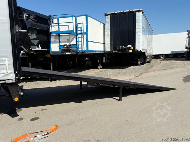 Nyitott ponyvás félpótkocsi SCHWARZMÜLLER Gabelstapler-Transporter, 2-teilige LBW, MIETEN?