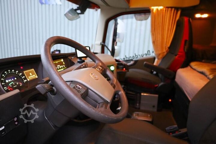 Alle terrein kraan Volvo FH12 With Cormach 135tm Crane Volvo FH12 10x4 With