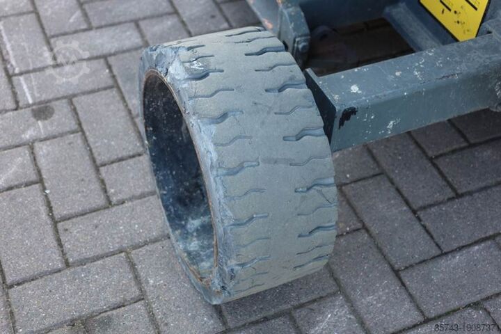 Schaarlift Holland Lift Ecostar HL-11816 Electric, 14m Working Height, 30