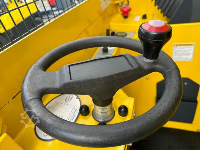 četvorosmerni viljuškar Combilift C2500 EST /Only 1451 hours/ Battery 81%