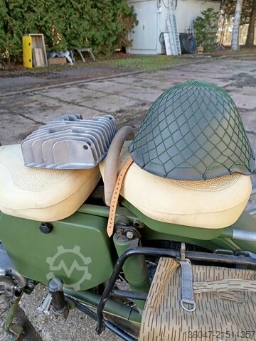Zabytkowy motocykl MS ES 250 Wojskowy MZ Motorradwerk Zschopau MS ES 250 / 2A