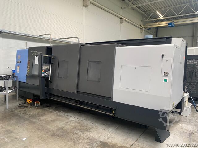 Centrul de strunjire-frezare CNC DOOSAN Puma 4100XLMC mit Lünette