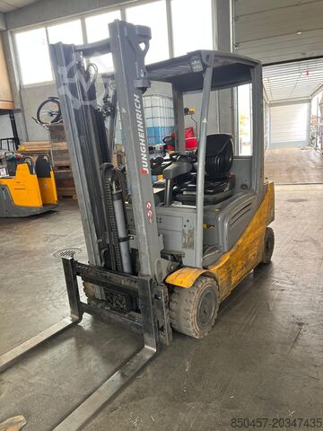 Elettrico – 4 ruote Jungheinrich EFG320 (PACKAGE x 11pc) no battery