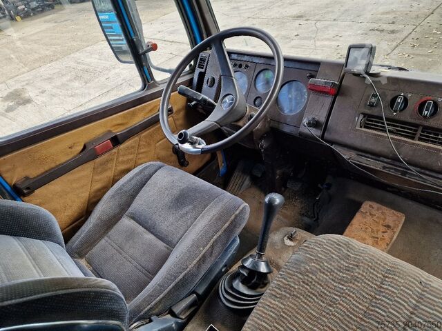 Platform aanhanger MERCEDES-BENZ 814